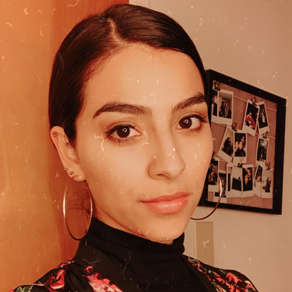 Meet your Posher, Elizabeth